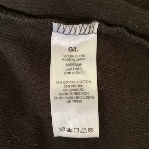 3/$15. Dynamite Women’s Sleeveless Tank. Size L - Picture 4 of 4